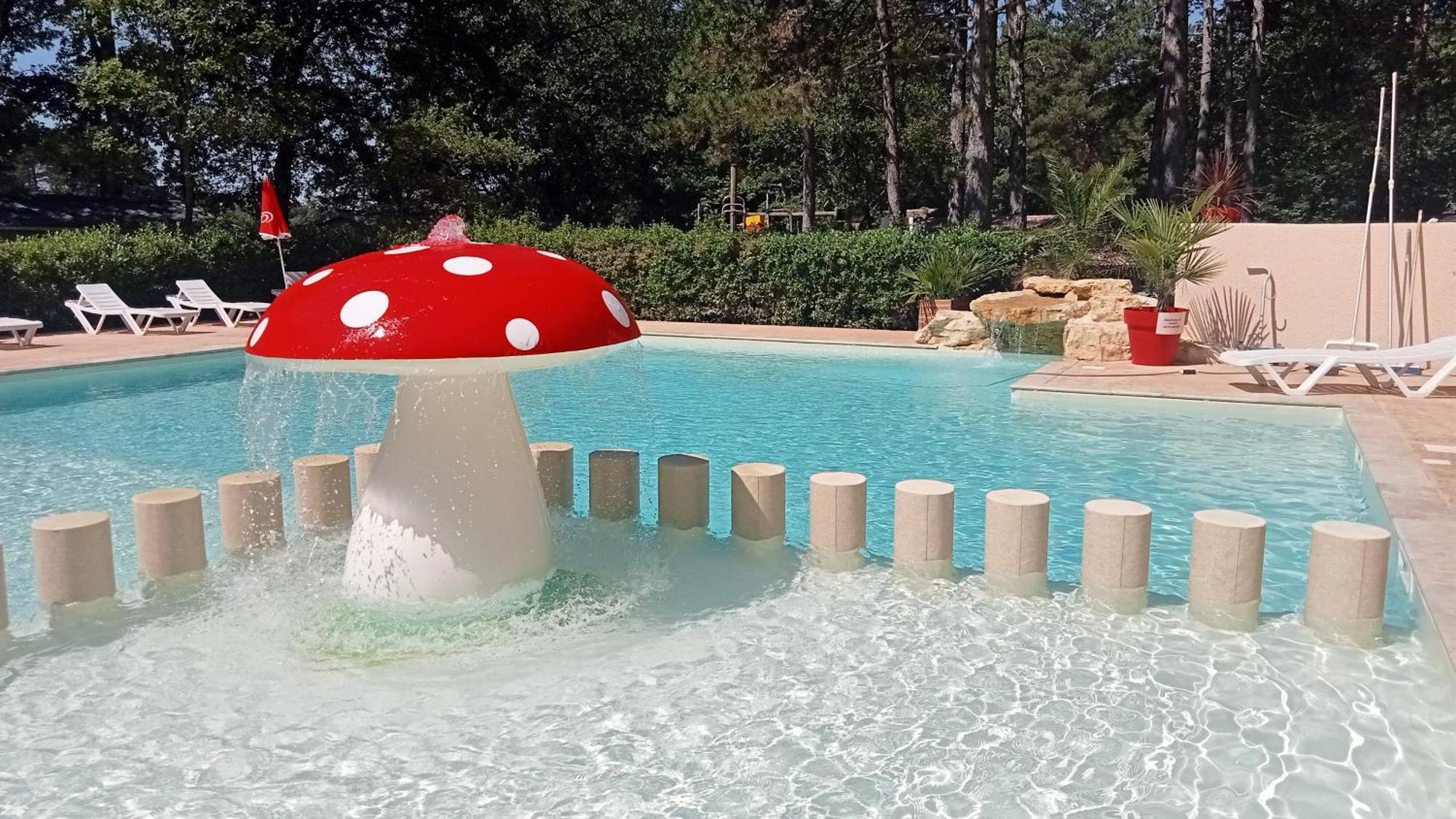 Camping Parc Saint Sauvayre Vagnas Buitenkant foto